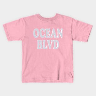 OCEAN BLVD (distressed) Kids T-Shirt